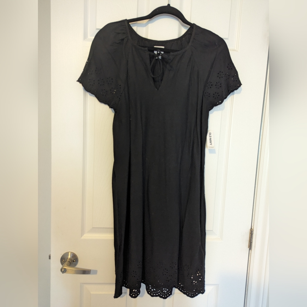Old Navy Black Cotton summer dress cutout pattern on sleeve and hem, size large